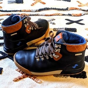 Foresake Patch Hiking Boot - size 7.5